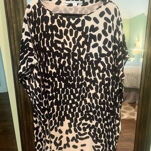 Diane Von Furstenberg Black and White Boxy Blouse